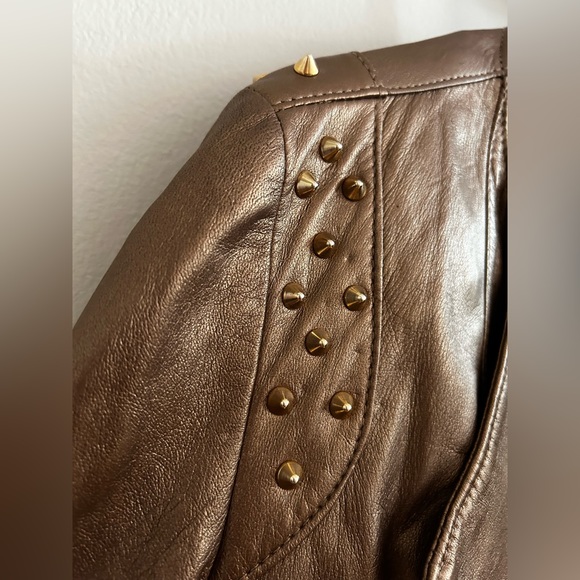 Gold/bronze leather jacket with spike studs - Picture 2 of 5